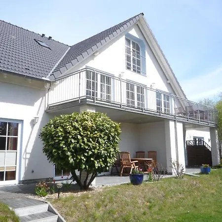 Apartment Ferienhaus Am Yachthafen, Strandlaeufer *